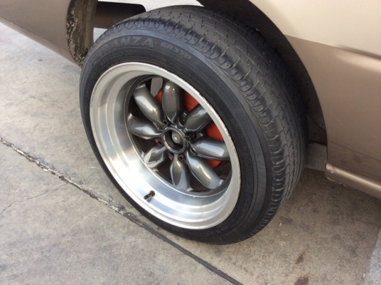 ขายรถนิสสัน NV wingroad แคปใหญ่ ปี2000 เครื่อง 1.5 เกียร์ออโต้ ติดแก๊สLPG (ใช้ได้2ระบบ) เพาเวอร์ ภายในสวยๆเดิมๆสะอาด แอร์เย็นฉ่ำ วิทยุCD ตัวถังสวยเดิม ห้องเครืองเดิม สีเต็มเงาสวย แม็กลายกล้วยกว้าง 8" ทะเบียนสวยไม่ถอด รถขับดี พร้อมใช้ได้เลยครับ