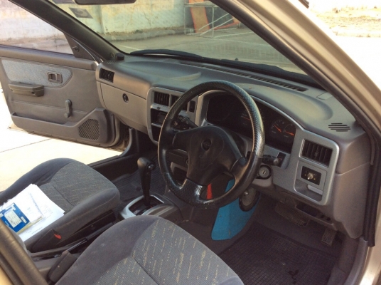 ขายรถนิสสัน NV wingroad แคปใหญ่ ปี2000 เครื่อง 1.5 เกียร์ออโต้ ติดแก๊สLPG (ใช้ได้2ระบบ) เพาเวอร์ ภายในสวยๆเดิมๆสะอาด แอร์เย็นฉ่ำ วิทยุCD ตัวถังสวยเดิม ห้องเครืองเดิม สีเต็มเงาสวย แม็กลายกล้วยกว้าง 8" ทะเบียนสวยไม่ถอด รถขับดี พร้อมใช้ได้เลยครับ