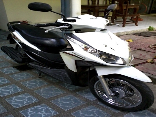 ขายClick i 110 หัวฉีด ปี53 รถเครื่องเดิมๆสภาพดี