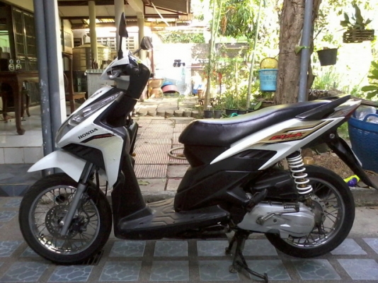 ขายClick i 110 หัวฉีด ปี53 รถเครื่องเดิมๆสภาพดี