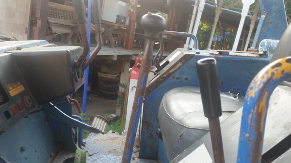 ขายแทคเตอร์ komatsu