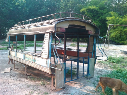 ISUZU.  NKR4ล้อ