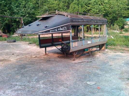 ISUZU.  NKR4ล้อ