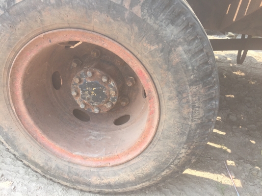 ISUZU. 10ล้อหน้ายาวท้ายลาก