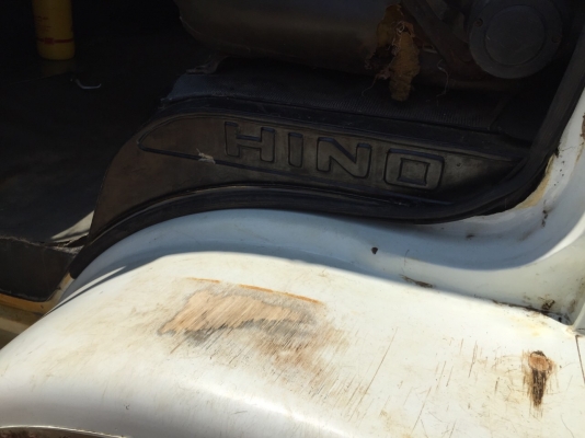 6 ล้อติดเครนท้ายลาด HINO KR320 ปี 2537 รถสภาพดี สวย ติดUNIC เครน 3.5 ตัน ท้องปลิง V