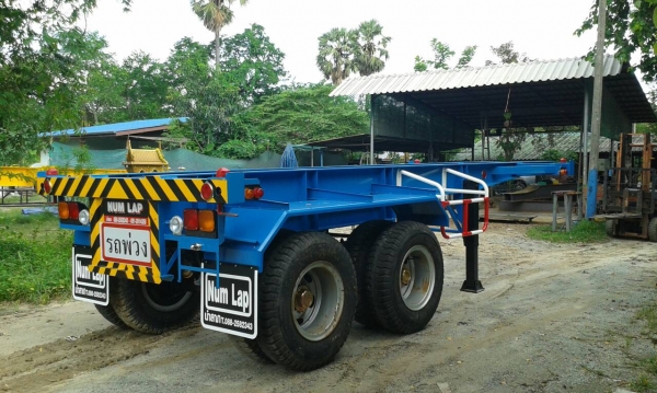 หางเทรลเลอร์ 20 ฟุต 40 ฟุต  ให้เช่า ติดต่อ คุณนริศร 081-7335156