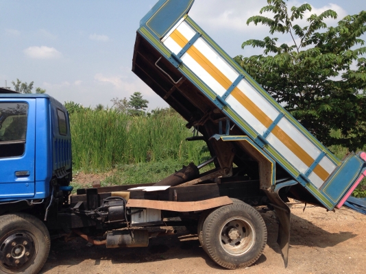 ขาย หกล้อดั้ม รถใช้งานได้ ขาย หกล้อดั้ม รถใช้งานได้