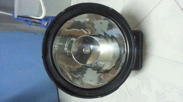 ไฟฉายรุ่นใหญ่