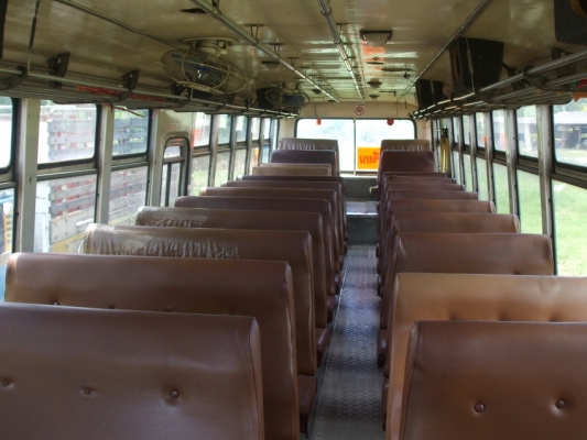 ขายรถบัสพัดลม 60 ที่นั่ง