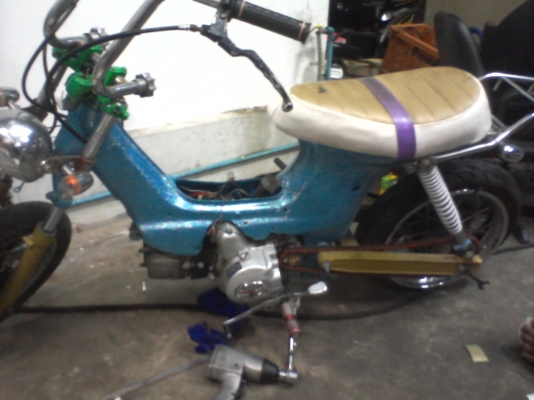 ขายชาลีเครื่องจีนสตารท์มือ 8900บาท