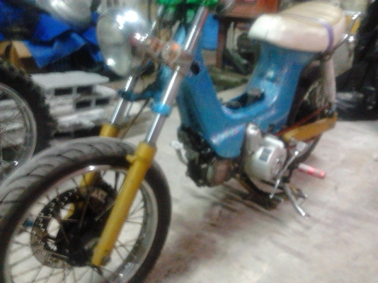 ขายชาลีเครื่องจีนสตารท์มือ 8900บาท