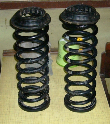ขายสปริงคู่หลังพร่อมยางรอง เปอร์โย 505