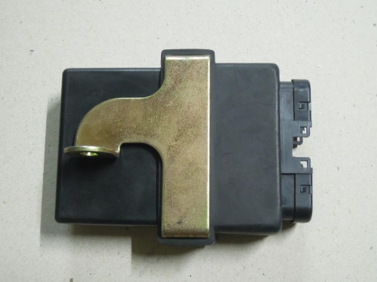 ขาย กล่องCDIแท้ญี่ปุ่น CB400 SF400 ปี93-98 ถูกๆ ขาย กล่องCDIแท้ญี่ปุ่น CB400 SF400 ปี93-98 ถูกๆ