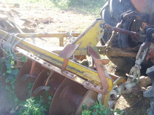 ขายรถไถ mt ตัวใหญ่ ยางใหม่ ผานใหม่ ขาย 89000 บาท