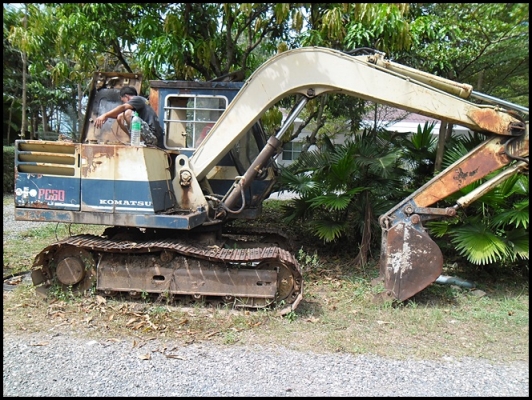 แมคโคร PC 60 รุ่น 3 สภาพสวยๆ แมคโคร PC 60 รุ่น 3 สภาพสวยๆ