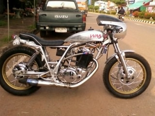 SR400  แต่งเต็ม ชุบทั้งคัน สวยๆๆ