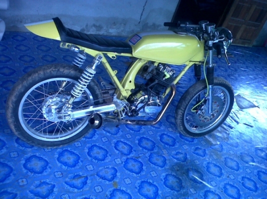 SS 125 "งามๆครับมีทะเบียน ...ของแต่งเยอะ 20000 บาทไทย SS 125 "งามๆครับมีทะเบียน ...ของแต่งเยอะ 20000 บาทไทย