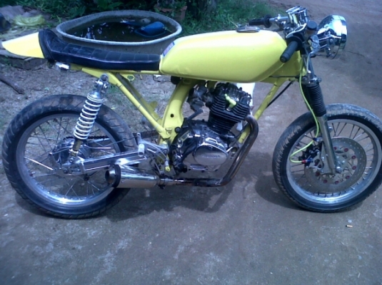 SS 125 "งามๆครับมีทะเบียน ...ของแต่งเยอะ 20000 บาทไทย SS 125 "งามๆครับมีทะเบียน ...ของแต่งเยอะ 20000 บาทไทย