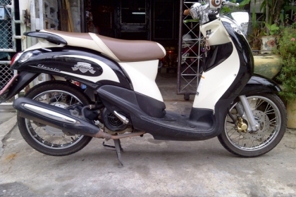 ขาย Fino Classic ปี 54 2011 ขาว-ดำ ไมล์แยก วิ่ง8000โล 25900 บาท