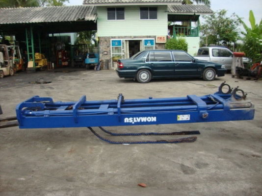 ขายเสา KOMATSU  รุ่น  FD30-14  สูง  5.5  เมตร