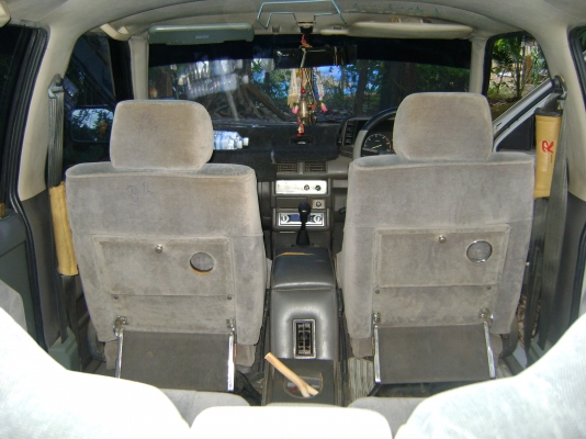 ขายรถแวน IZUSU TFR 2500 ดีเซล ขายรถแวน IZUSU TFR 2500 ดีเซล