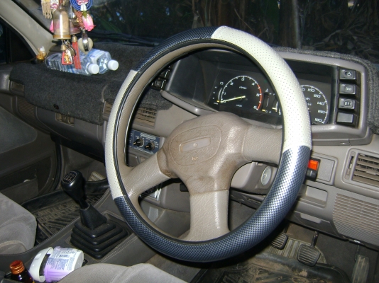 ขายรถแวน IZUSU TFR 2500 ดีเซล ขายรถแวน IZUSU TFR 2500 ดีเซล