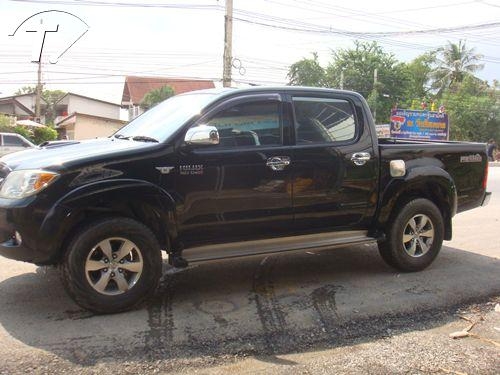 ขายวีโก้ 4 ประตู พรีรันเนอร์ ยาง โยโก ใหม่ ปี12