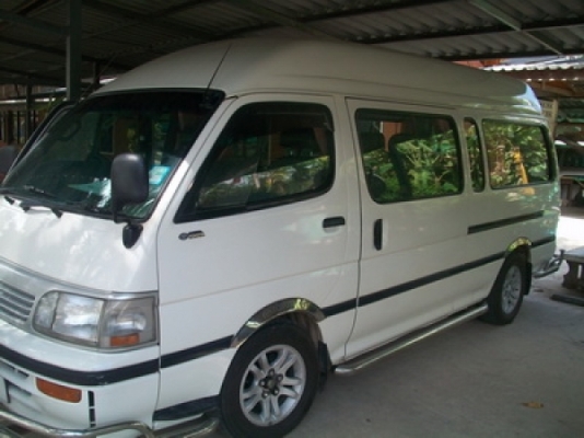 โตโยต้า Comuter หลังคาสูง ช่วงยาว สีขาว ด่วน.... โตโยต้า Comuter หลังคาสูง ช่วงยาว สีขาว ด่วน....