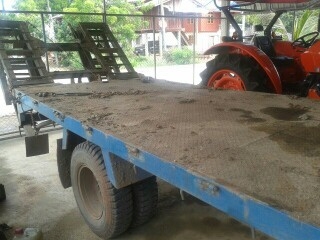 ขายรถเทเลอร์ 6 ล้อ นิสสัน 96 hp. ขายรถเทเลอร์ 6 ล้อ นิสสัน 96 hp.