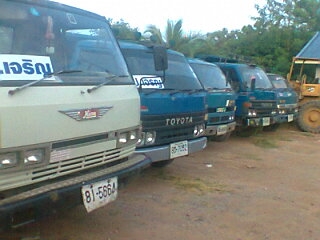 ขาย 6 ล้อ NPR 115 แรงม้า ปี 31 ห้างแท้ แถมคอกไม้ สด ผ่อน ได้ โทร 082-1389459