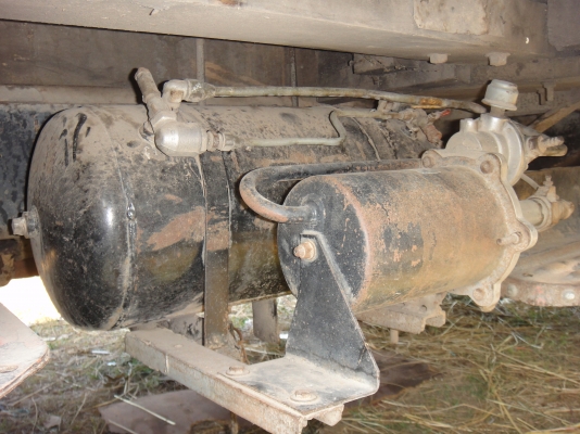 ขายสิบล้อหัวยาวเพลาเดียวร่อง เครื่อง 6BG1 ฝาส้ม เจ้าของขายเอง