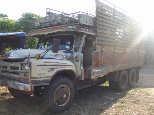 ขายสิบล้อหัวยาวเพลาเดียวร่อง เครื่อง 6BG1 ฝาส้ม เจ้าของขายเอง