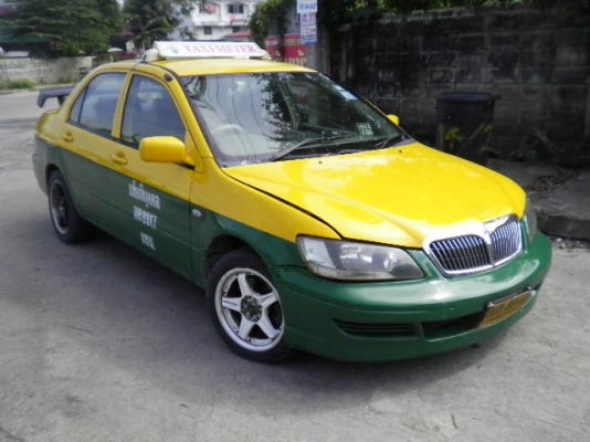 ขายแท็กซี่ มิตซู เขียวเหลือง เหลือ 2ปี