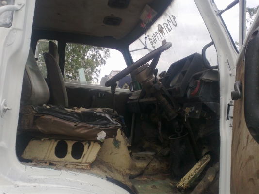 ขายรถสิบล้อท้ายลาด เครื่อง EH 700 ปั๊มลม พาวเวอร์ ขายรถสิบล้อท้ายลาด เครื่อง EH 700 ปั๊มลม พาวเวอร์