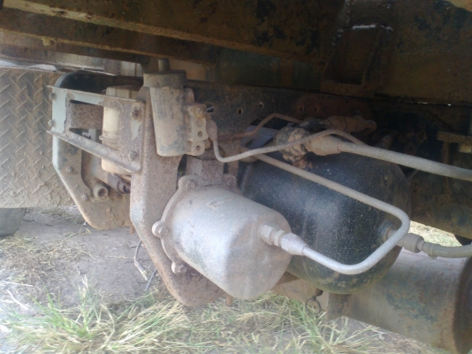 ขายรถสิบล้อท้ายลาด เครื่อง EH 700 ปั๊มลม พาวเวอร์ ขายรถสิบล้อท้ายลาด เครื่อง EH 700 ปั๊มลม พาวเวอร์