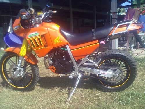 ขายหรือแลก AX-1 250 ทะเบียนแท้พร้อมโอน ขายหรือแลก AX-1 250 ทะเบียนแท้พร้อมโอน