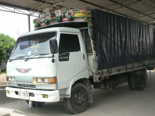 ฮีโน่ FC  ซุปเปอร์เสี่ย ปี 95 ยาว 5.50 เมตร (รถห้าง) เอกสารพร้อมโอน มือเดียวป้ายแดง