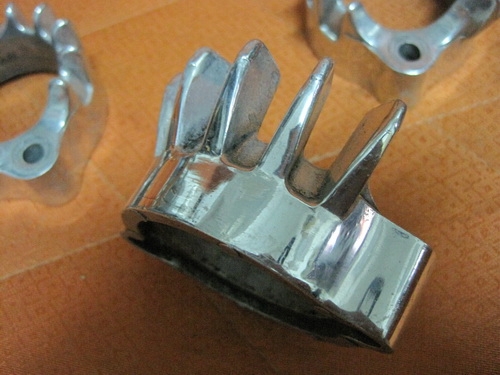 ขายประกับคอท่อ CB750หรือ  CB750  สตาร์เท้า  8 วาว