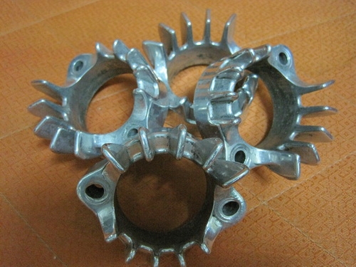 ขายประกับคอท่อ CB750หรือ CB750 สตาร์เท้า 8 วาว ขายประกับคอท่อ CB750หรือ CB750 สตาร์เท้า 8 วาว