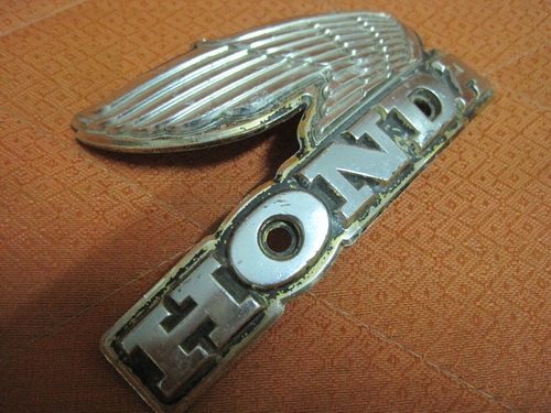 โลโกติดถัง ฮอนด้า ปีกนก(มีขางเดียวครับ)