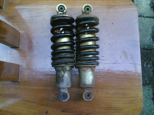 ขายอะไหร่ NSR ตาเหลี่ยม ราคารวมส่งสนใจชิ้นไหนโทรสอบถามครับ