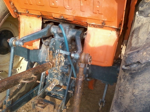 ขายรถไถ KUBOTA L1-33 ขนาด33แรง 2เพลา พร้อมดันหน้า