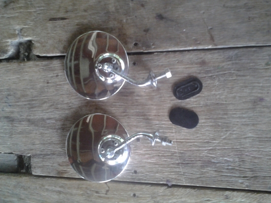 JOECLASSICขายกระจกติดแก้มหรือติดขอบประตูงานเก่าญี่ปุ่นสนใจโทรสอบฤามได้