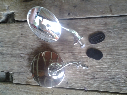 JOECLASSICขายกระจกติดแก้มหรือติดขอบประตูงานเก่าญี่ปุ่นสนใจโทรสอบฤามได้