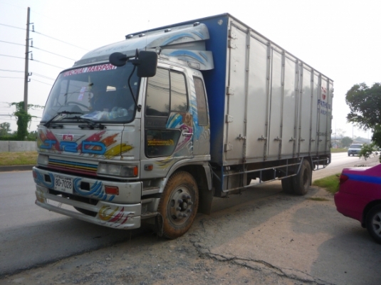 HINO 6 ล้อ 7.20 เมตร ปี 38 HINO 6 ล้อ 7.20 เมตร ปี 38