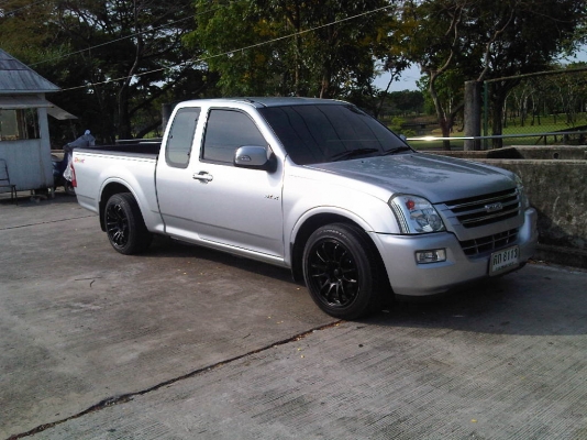 ขาย DMAX ตัวท็อปสุด เครื่องคอมมอลเรว3.0 SLX ABS เกียร์ออโต้ มีถงลมคู่หน้า  รถบ้านแท้ๆเครื่องเดิม วิ่ง68873 โล ไฟเลี้ยวกระจกมองข้าง กระจกปรับไฟฟ้า พ.เพาว์เวอร์ ไฟหน้า XANON ซ.ล็อก ภายใน วิทยุ JVC ปรี1 ตัว ซับ12คู่นึง