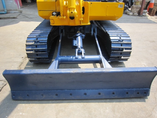 ขาย รถขุดเล็ก KOMATSU รุ่น PC30-6- แทร็กเหล็ก มือสองญี่ปุ่น