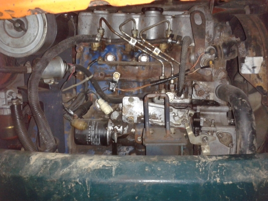 ขายรถขุด HITACHI EX30 โซ่เหล็กใหม่ ปั้มนิ้วคอลโทรลสั้นน้ำมัน เก่านอก ขายรถขุด HITACHI EX30 โซ่เหล็กใหม่ ปั้มนิ้วคอลโทรลสั้นน้ำมัน เก่านอก