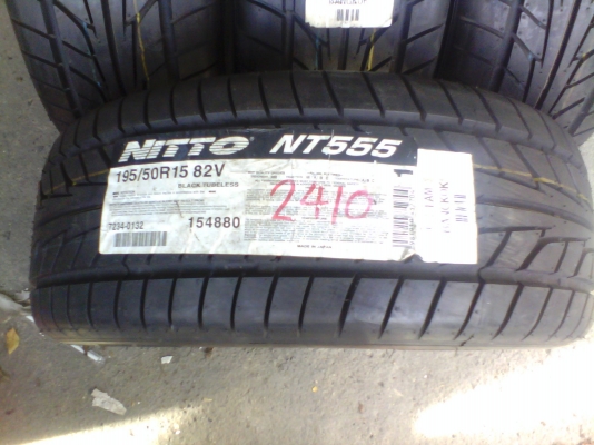 ยาง 195 50 15 NITTO  NT 555  ราคาเบา ๆ เพียง เส้นละ 2,000 บาท
