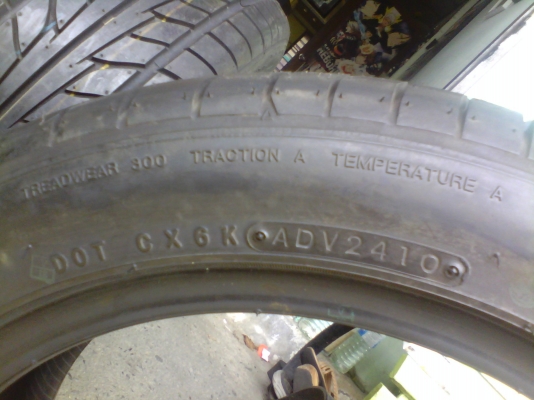 ยาง 195 50 15 NITTO  NT 555  ราคาเบา ๆ เพียง เส้นละ 2,000 บาท
